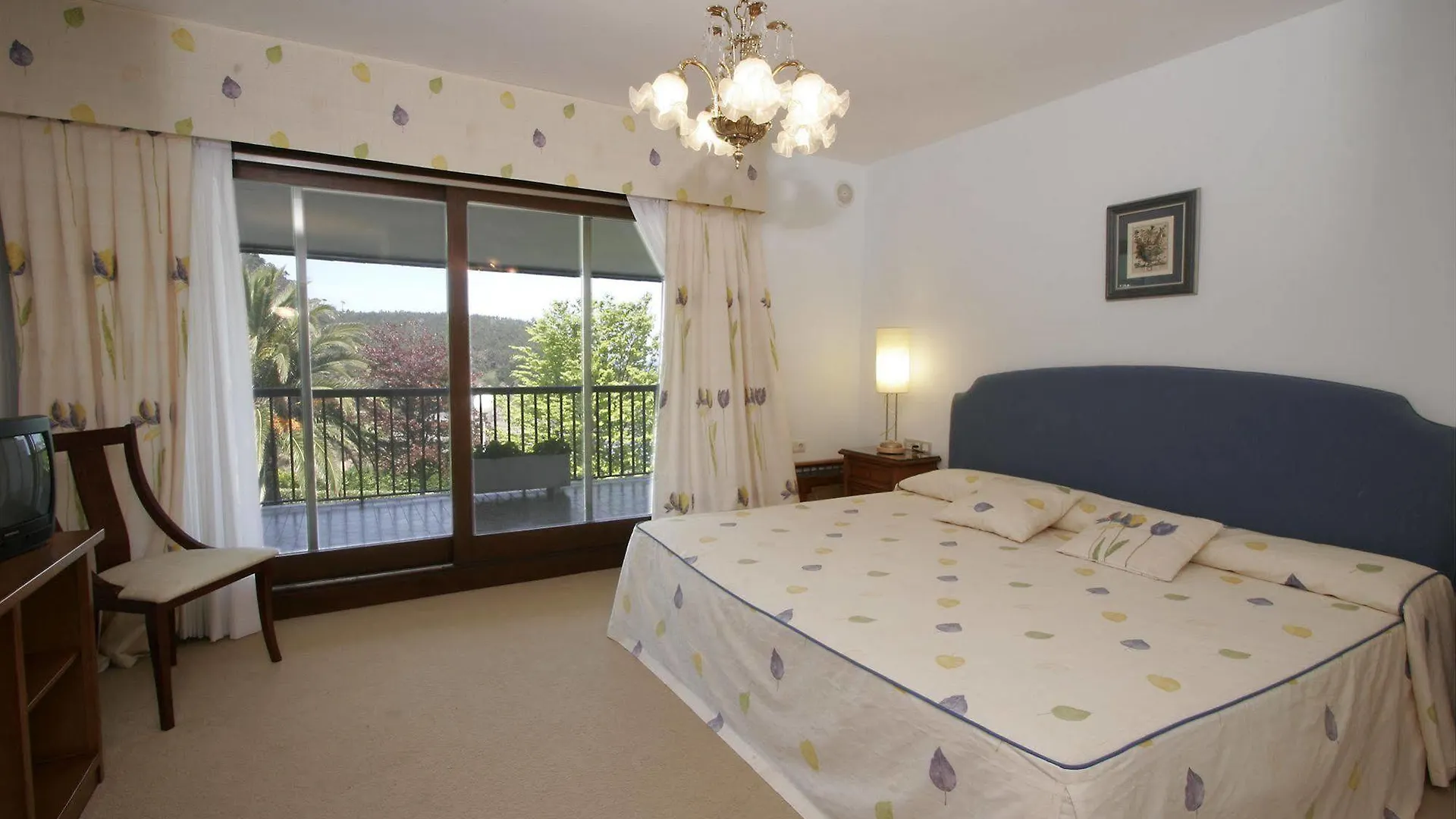 Arresi Guest House Arminza