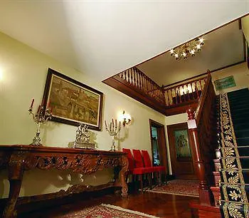 Arresi Guest House Arminza Hotel